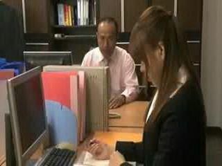 Unleashing Nippon's Steamy Office Affair - A Titillating XXX Experience in Tokyo