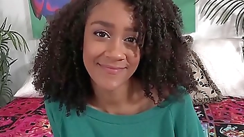 Bubbly Ariana Aimes squirts milk from her tits