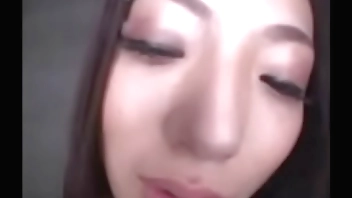 素人美女のカメラ画面を舐め回し