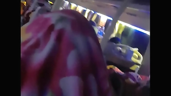 Chịch lén trên xe giường nằm