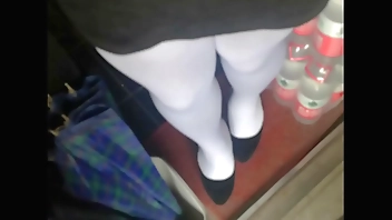 白丝连衣裙外出