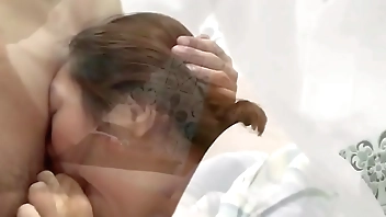 Gái Tân Phú đi khách gặp trai bạo dâm bắt bú cặc và đụ vào mồm tới tấp và xuất tinh