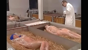 Die Megageile Kuken Farm