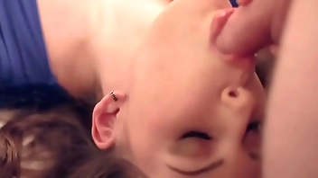 Babe Lays Down To Blow