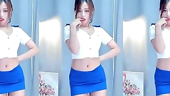 Gái Hàn Quốc nhảy kem sô cô la