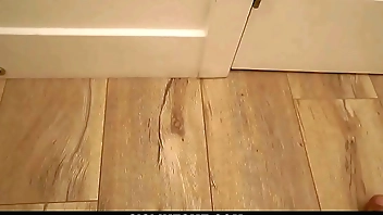 Stepbrother licks stepsister's pussy when her stepcousin sneaks in to blow him