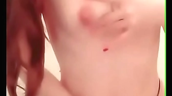 High-skinned figure slim Masturbation open the pink hole!