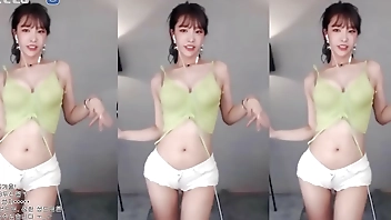 BJ Winter sexy dance #8