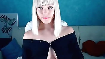 Cutest Blonde Ever.........