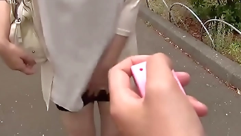 Japanese girlfriend, Yuna Hoshizaki is sucking her boyfriend's dick, uncensored