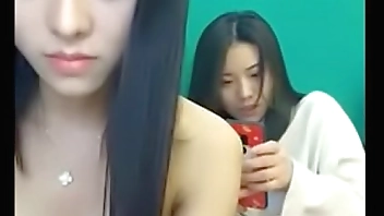 gái xinh thủ dâm