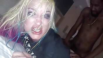 Hooker gets off the snowy streets by anally pleasing her pimp