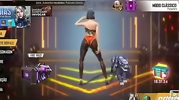 Novinha no freefa balançando sua bela bunda dura deixando jogador de PAU DURO. -- Quer aumentar seu pênis por apenas 2R? Entre aqui