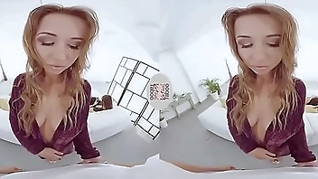 TAYLOR SANDS in VIRTUAL TABOO STEPSISTER VR