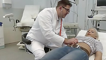 HITZEFREI Lilli Vanilli fucked by her doctors big cock