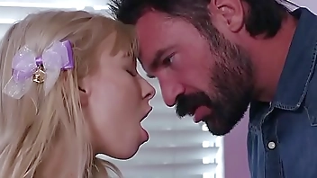 catch stepdaughter on sex webcam