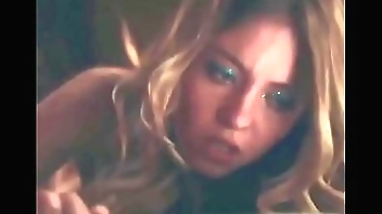 Sydney sweeney fucked on all fours showing her tits