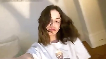 Twitch Streamer Downblouse Nip Slips In Crop Shirt OH BOY!!!