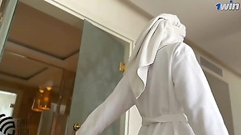 Stepmom fucked her stepson after a shower