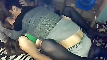 My girlfriend's whore asks me to fuck in missionary, we record with the cell phone